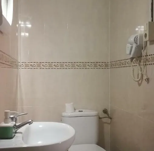 Penzion Youth - And Basic Drassanes Barcelona